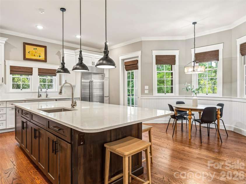 1 Cedar Chine Drive, Asheville, NC 28803.  MLS# CAR4393411, YatesRealty ID 15321. 
