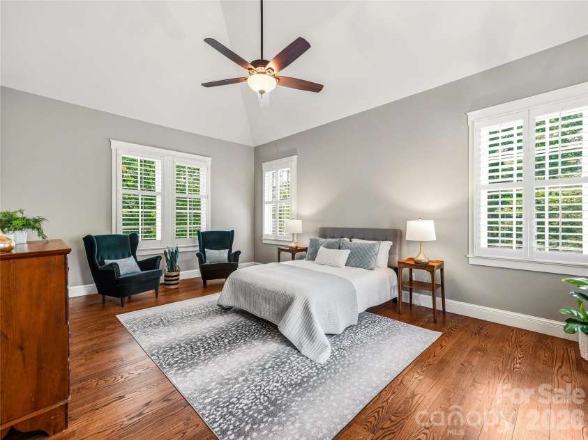 1 Cedar Chine Drive, Asheville, NC 28803.  MLS# CAR4393411, YatesRealty ID 15321. 