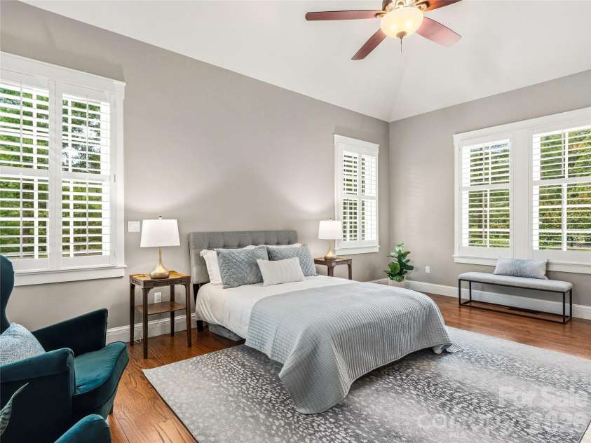 1 Cedar Chine Drive, Asheville, NC 28803.  MLS# CAR4393411, YatesRealty ID 15321. 
