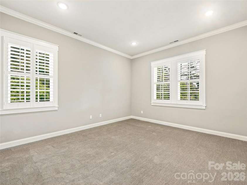 1 Cedar Chine Drive, Asheville, NC 28803.  MLS# CAR4393411, YatesRealty ID 15321. 