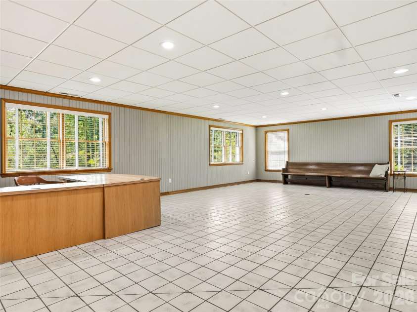 1 Cedar Chine Drive, Asheville, NC 28803.  MLS# CAR4393411, YatesRealty ID 15321. 
