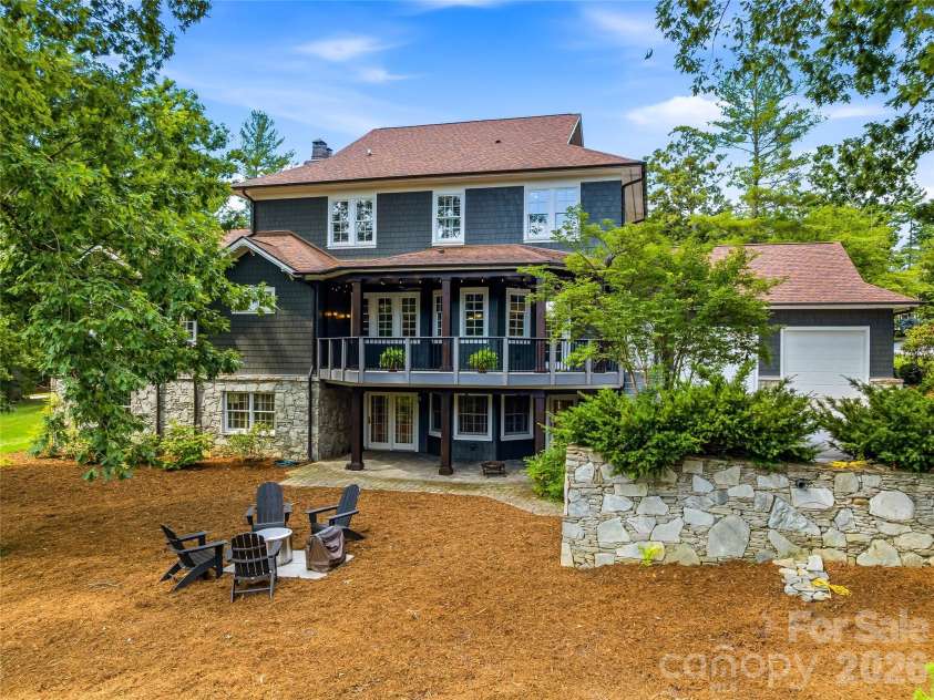 1 Cedar Chine Drive, Asheville, NC 28803.  MLS# CAR4393411, YatesRealty ID 15321. 