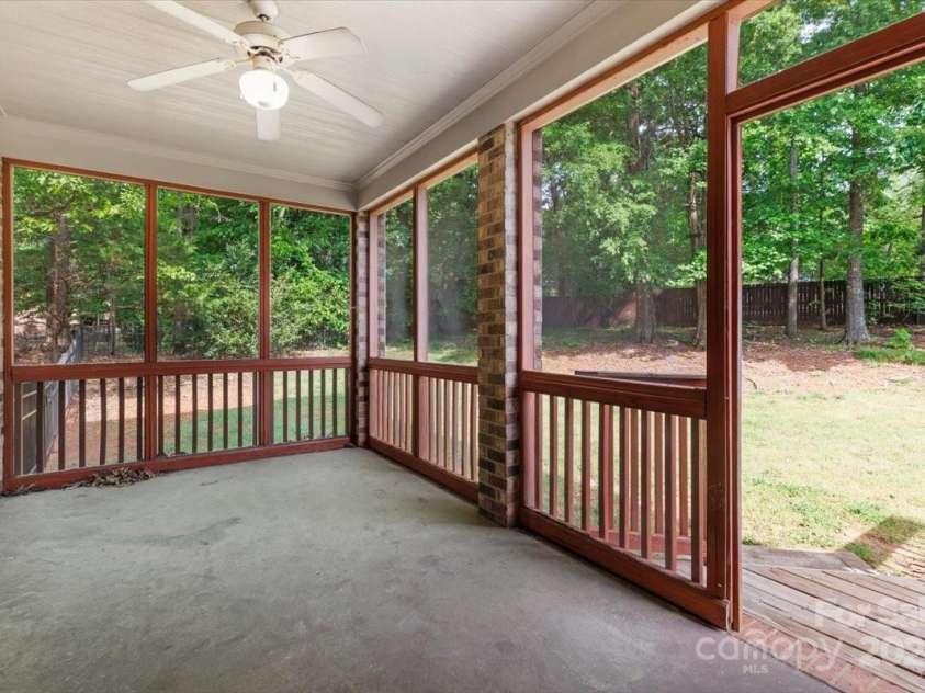 10836 Fox Hedge Road, Matthews, NC 28105.  MLS# CAR4249655, YatesRealty ID 15321. 