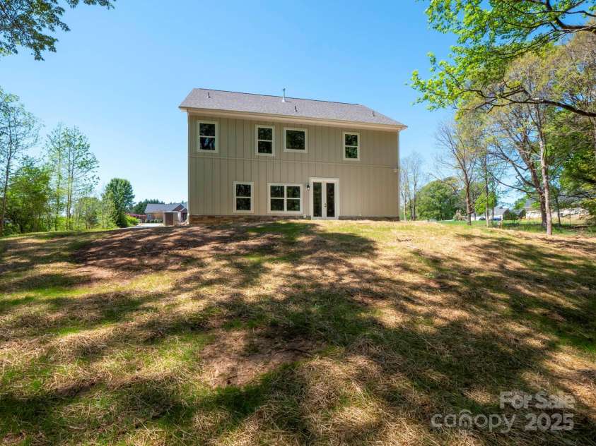 5311 Meadowland Parkway, Monroe, NC 28112.  MLS# CAR4225665, YatesRealty ID 15322. 