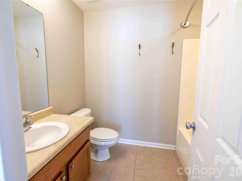 3953 Picasso Court, Charlotte, NC 28205.  MLS# CAR4321079, YatesRealty ID 15323. 
