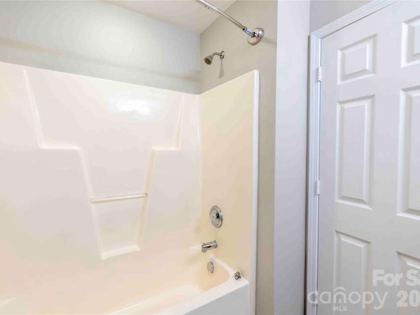 3953 Picasso Court, Charlotte, NC 28205.  MLS# CAR4321079, YatesRealty ID 15323. 