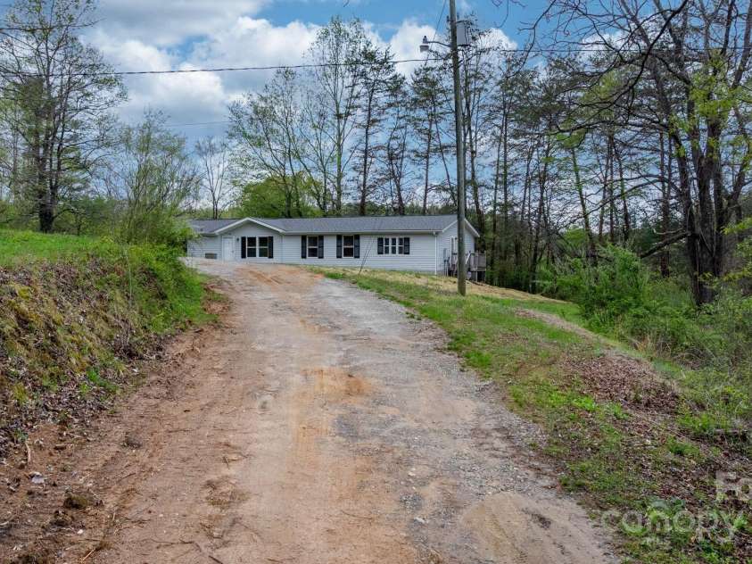 1731 Main Street Street, Lenoir, NC 28645.  MLS# CAR4246169, YatesRealty ID 15325. 