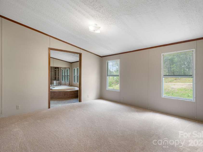 1731 Main Street Street, Lenoir, NC 28645.  MLS# CAR4246169, YatesRealty ID 15325. 