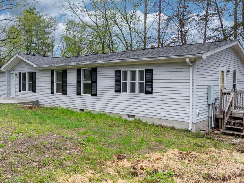 1731 Main Street Street, Lenoir, NC 28645.  MLS# CAR4246169, YatesRealty ID 15325. 