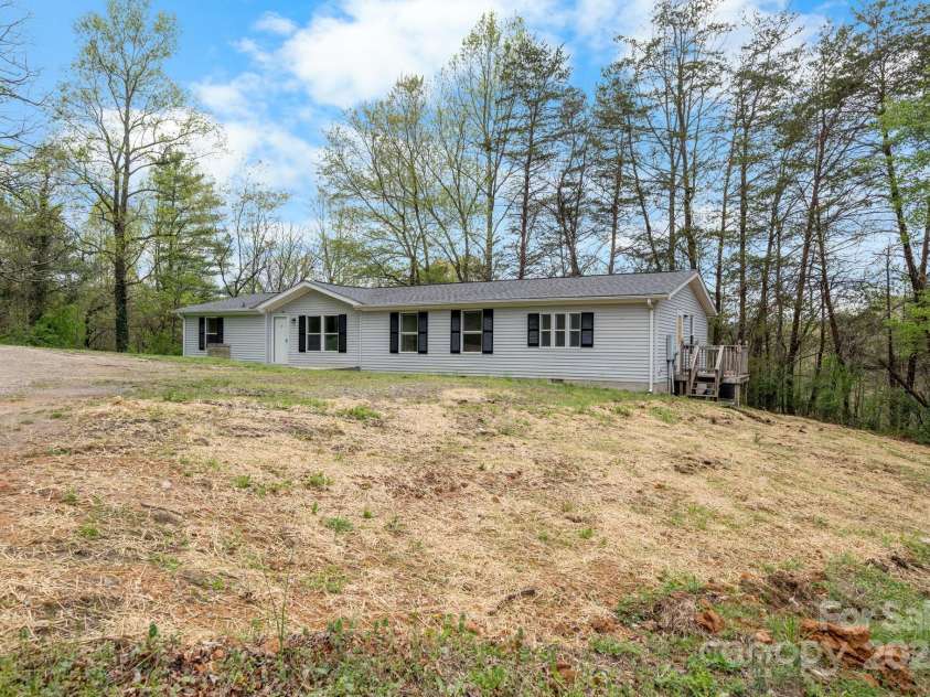 1731 Main Street Street, Lenoir, NC 28645.  MLS# CAR4246169, YatesRealty ID 15325. 