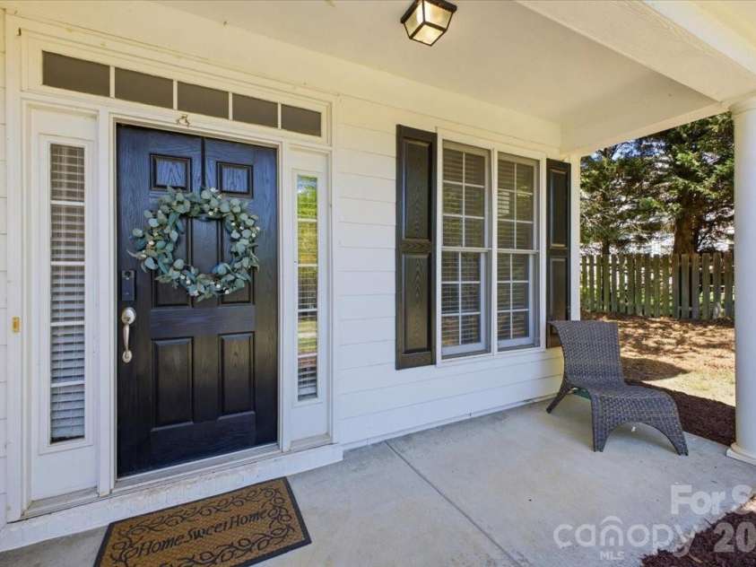20237 Harroway Drive, Cornelius, NC 28031.  MLS# CAR4371498, YatesRealty ID 15325. 