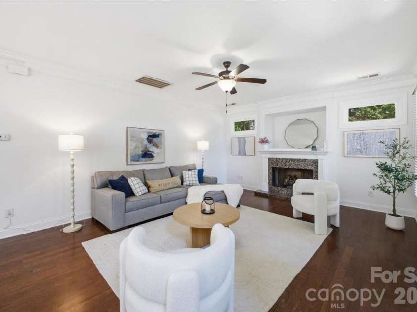 20237 Harroway Drive, Cornelius, NC 28031.  MLS# CAR4371498, YatesRealty ID 15325. 