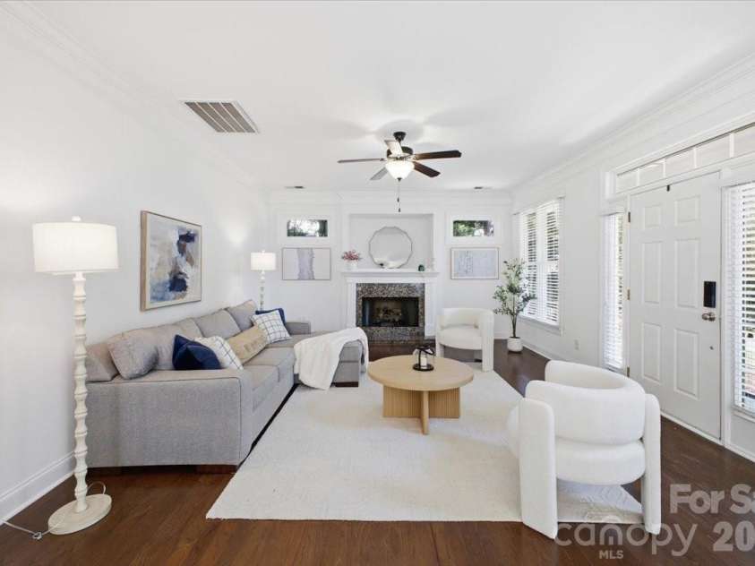 20237 Harroway Drive, Cornelius, NC 28031.  MLS# CAR4371498, YatesRealty ID 15325. 