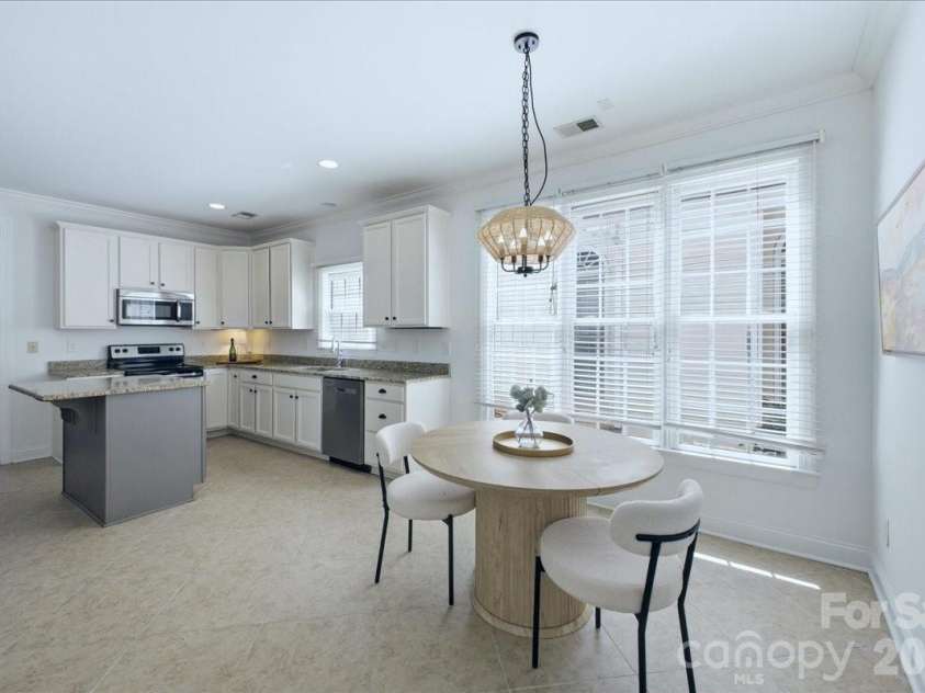 20237 Harroway Drive, Cornelius, NC 28031.  MLS# CAR4371498, YatesRealty ID 15325. 