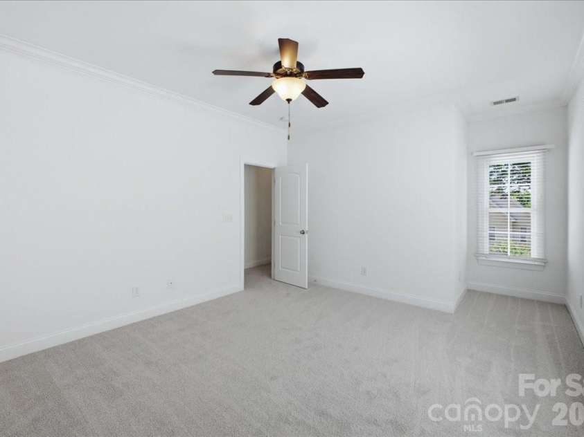 20237 Harroway Drive, Cornelius, NC 28031.  MLS# CAR4371498, YatesRealty ID 15325. 