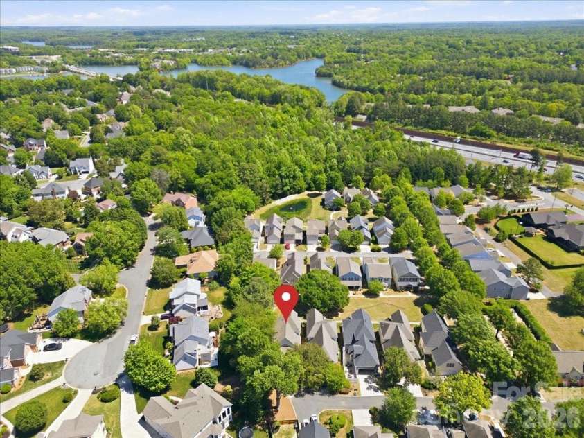 20237 Harroway Drive, Cornelius, NC 28031.  MLS# CAR4371498, YatesRealty ID 15325. 