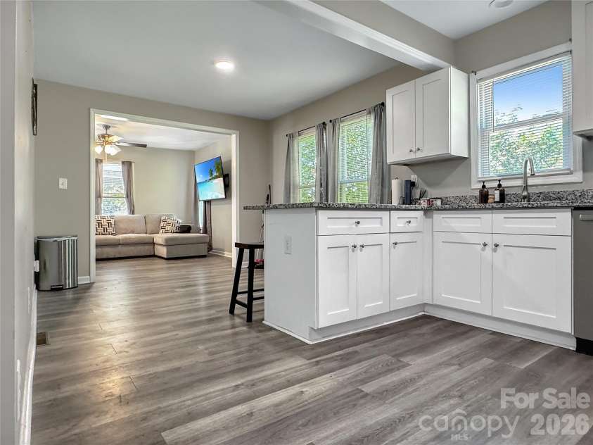 1909 Glenwood Street, Kannapolis, NC 28083.  MLS# CAR4371004, YatesRealty ID 15326. 