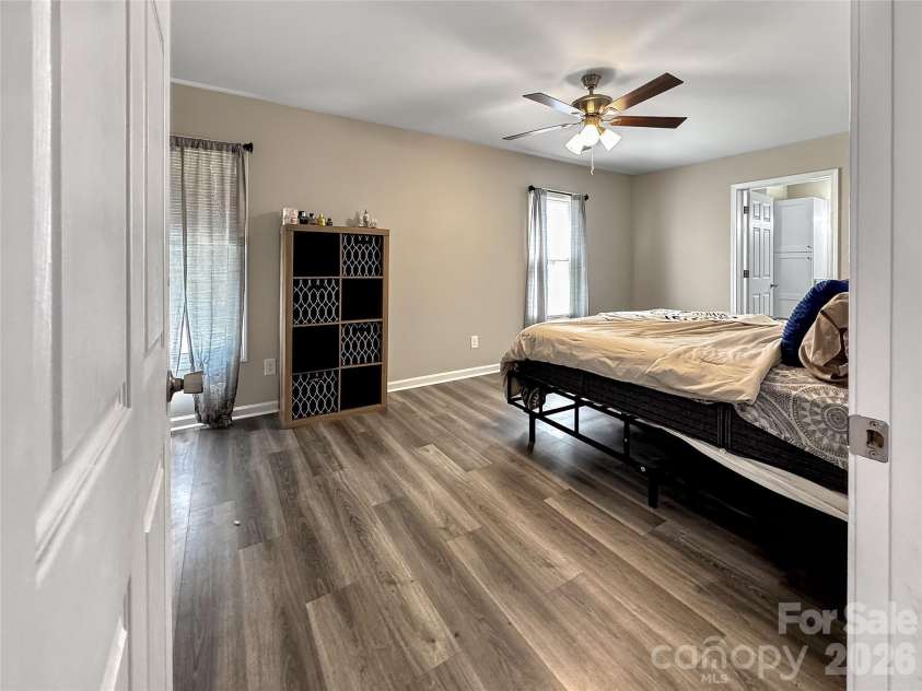 1909 Glenwood Street, Kannapolis, NC 28083.  MLS# CAR4371004, YatesRealty ID 15326. 