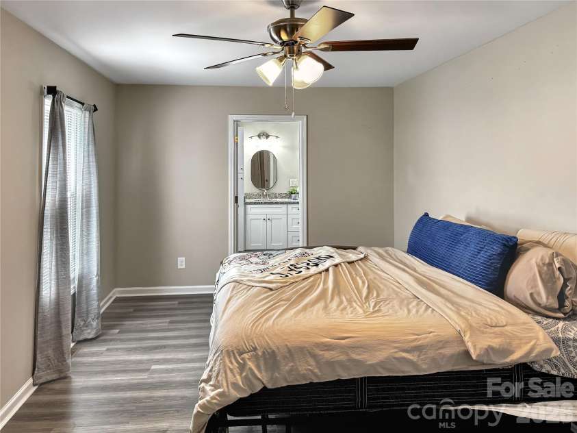 1909 Glenwood Street, Kannapolis, NC 28083.  MLS# CAR4371004, YatesRealty ID 15326. 