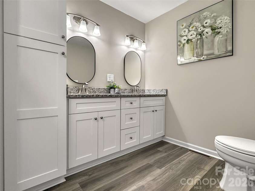 1909 Glenwood Street, Kannapolis, NC 28083.  MLS# CAR4371004, YatesRealty ID 15326. 