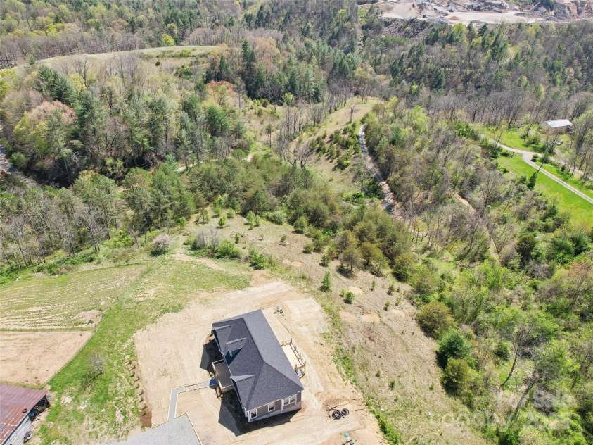 25 Colby Drive, Weaverville, NC 28787.  MLS# CAR4243387, YatesRealty ID 15327. 