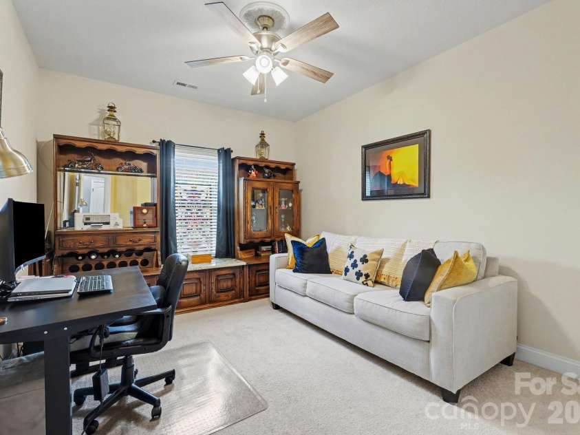 2609 Park Ridge Boulevard, Rock Hill, SC 29732.  MLS# CAR4369392, YatesRealty ID 15327. 