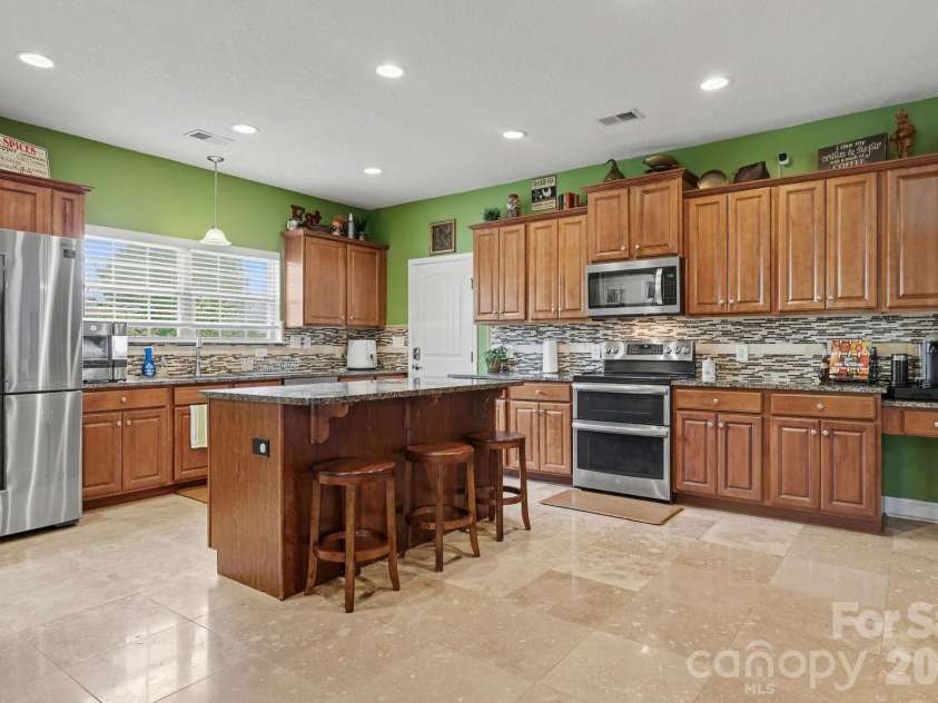 2609 Park Ridge Boulevard, Rock Hill, SC 29732.  MLS# CAR4369392, YatesRealty ID 15327. 