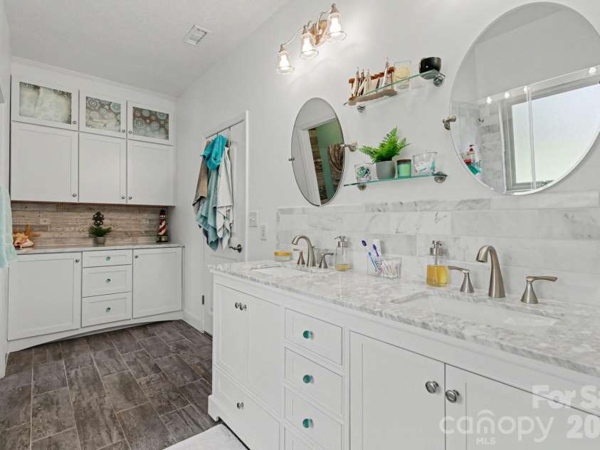 2609 Park Ridge Boulevard, Rock Hill, SC 29732.  MLS# CAR4369392, YatesRealty ID 15327. 