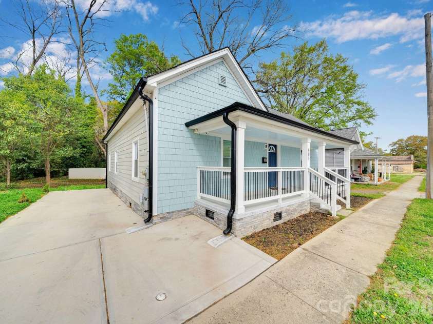 605 Marietta Street, Gastonia, NC 28052.  MLS# CAR4364480, YatesRealty ID 15328. 