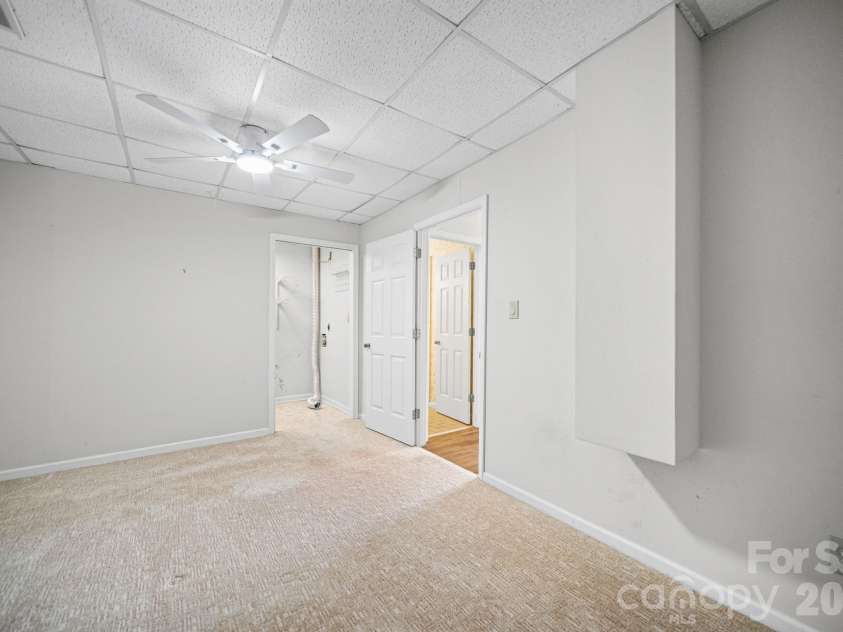 529 Catspaw Road, Statesville, NC 28677.  MLS# CAR4405524, YatesRealty ID 15330. 