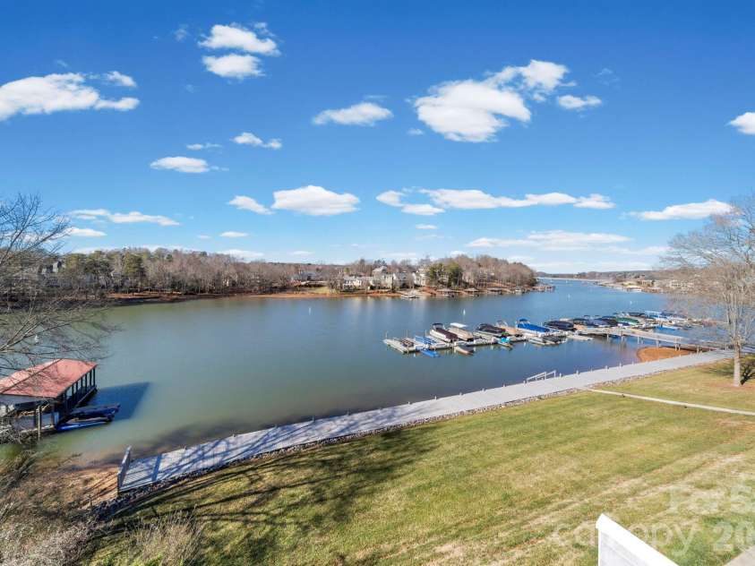 529 Catspaw Road, Statesville, NC 28677.  MLS# CAR4405524, YatesRealty ID 15330. 