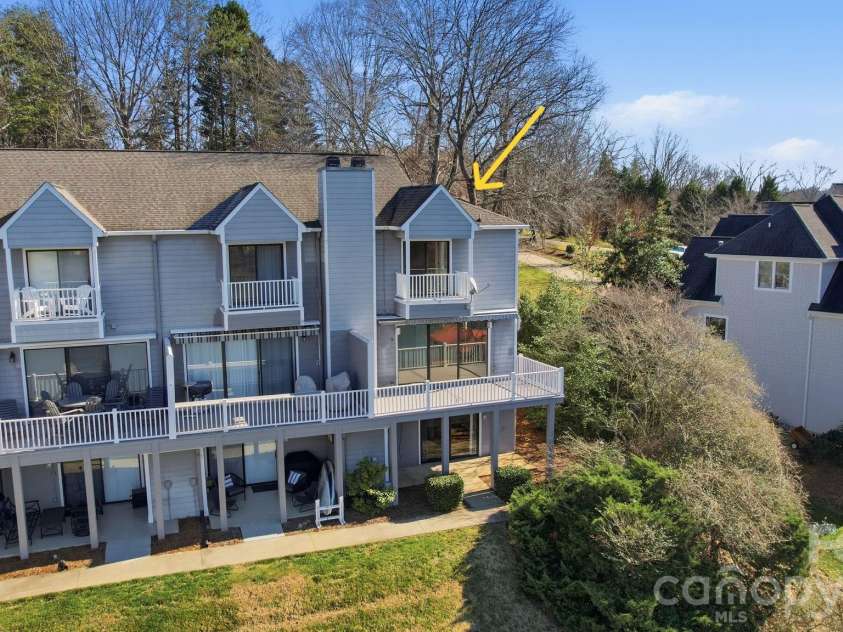 529 Catspaw Road, Statesville, NC 28677.  MLS# CAR4405524, YatesRealty ID 15330. 