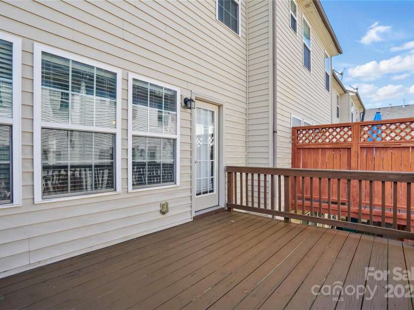 7753 Jackson Pond Drive, Charlotte, NC 28273.  MLS# CAR4247496, YatesRealty ID 15330. East facing Deck