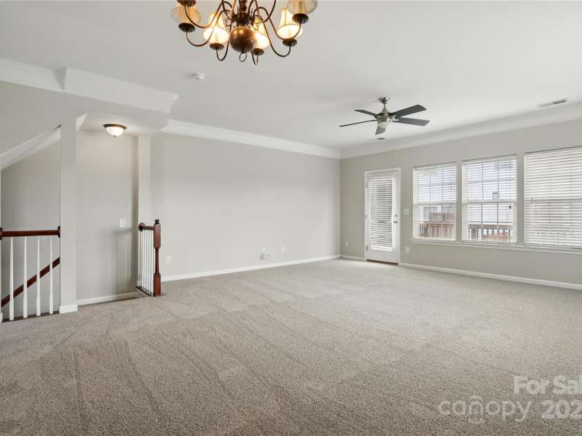 7753 Jackson Pond Drive, Charlotte, NC 28273.  MLS# CAR4247496, YatesRealty ID 15330. Great Room