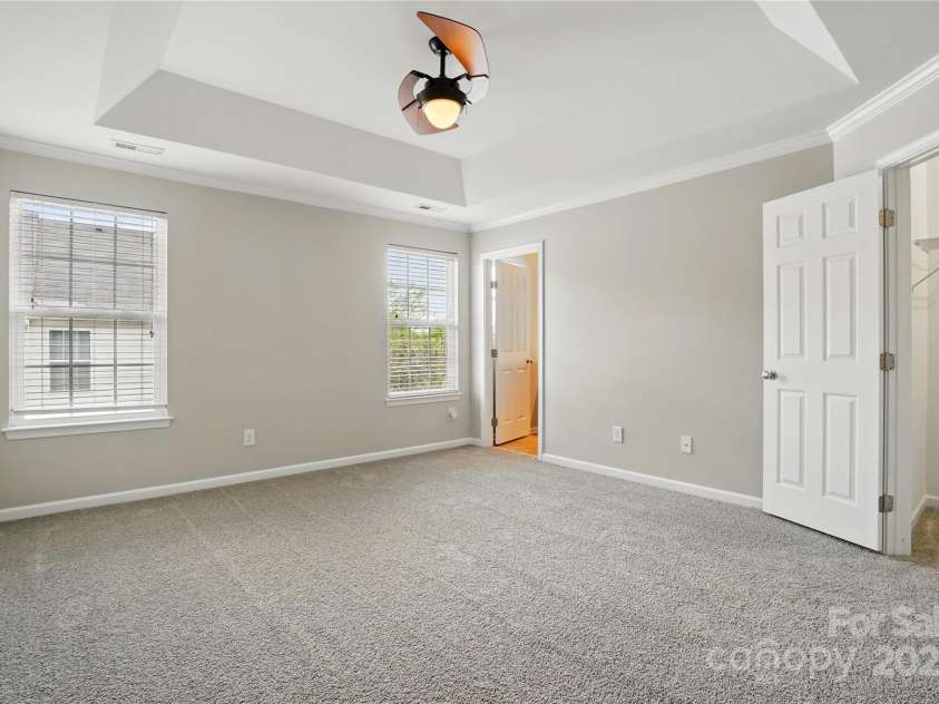 7753 Jackson Pond Drive, Charlotte, NC 28273.  MLS# CAR4247496, YatesRealty ID 15330. Primary Bedroom
