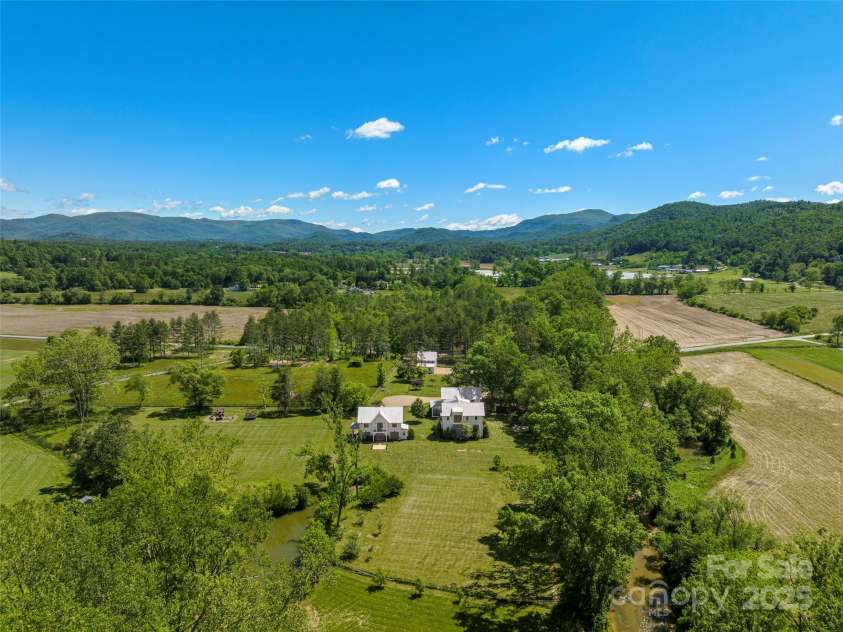 146 Lower Brush Creek Road, Fletcher, NC 28732.  MLS# CAR4262827, YatesRealty ID 15331. 