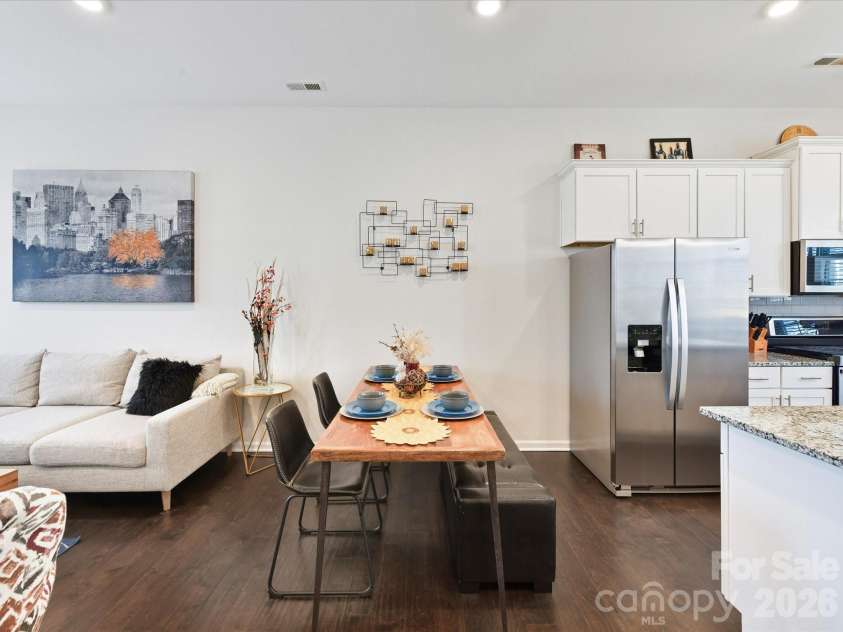 7914 Denmark Road, Charlotte, NC 28273.  MLS# CAR4342539, YatesRealty ID 15331. Breakfast / dining area