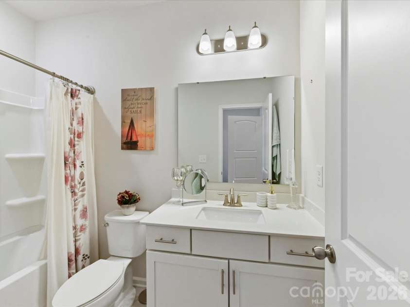 7914 Denmark Road, Charlotte, NC 28273.  MLS# CAR4342539, YatesRealty ID 15331. Ensuite secondary bathroom