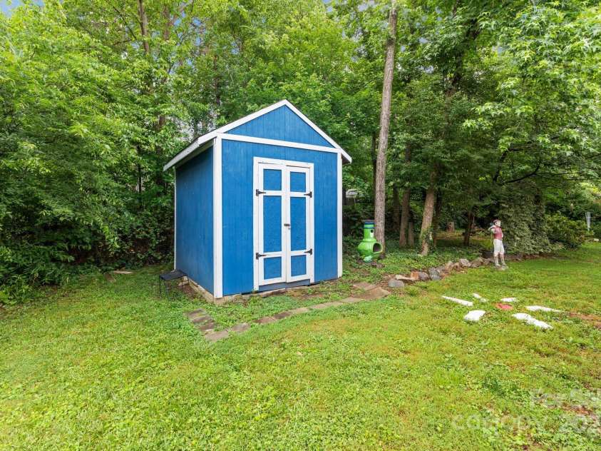 4810 Shea Court, Monroe, NC 28110.  MLS# CAR4261062, YatesRealty ID 15332. 