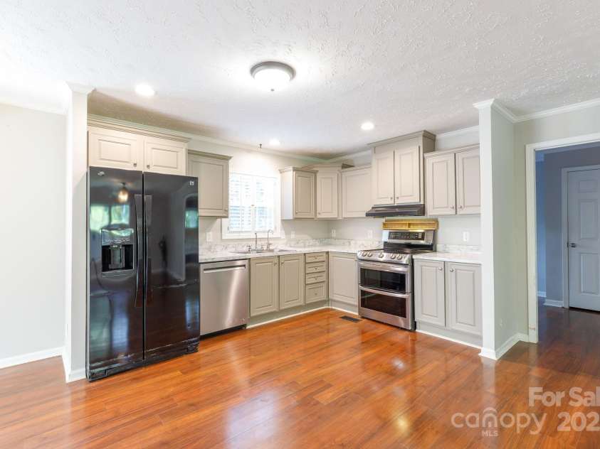 2164 Mission Road, York, SC 29745.  MLS# CAR4304834, YatesRealty ID 15333. 