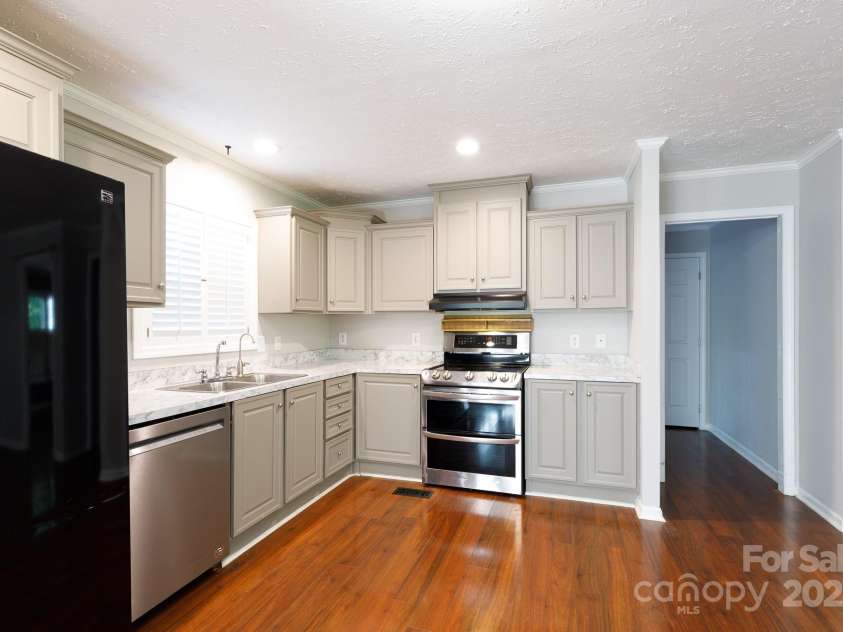 2164 Mission Road, York, SC 29745.  MLS# CAR4304834, YatesRealty ID 15333. 