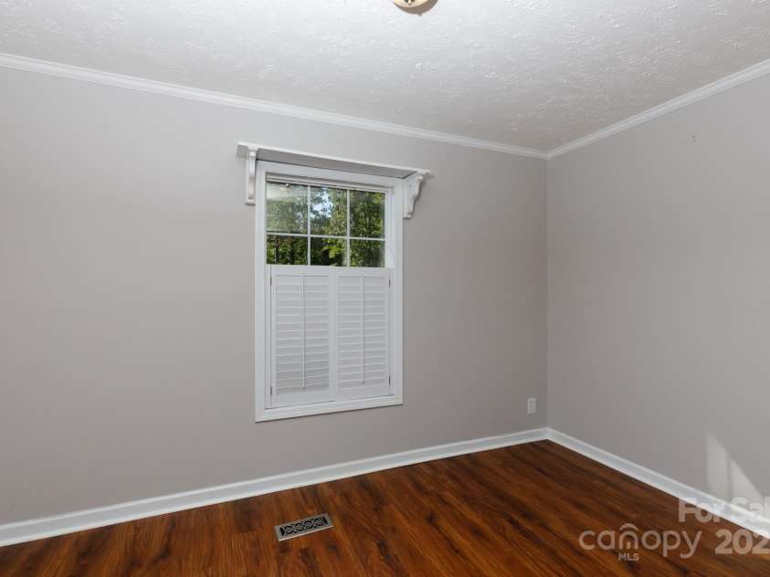 2164 Mission Road, York, SC 29745.  MLS# CAR4304834, YatesRealty ID 15333. 