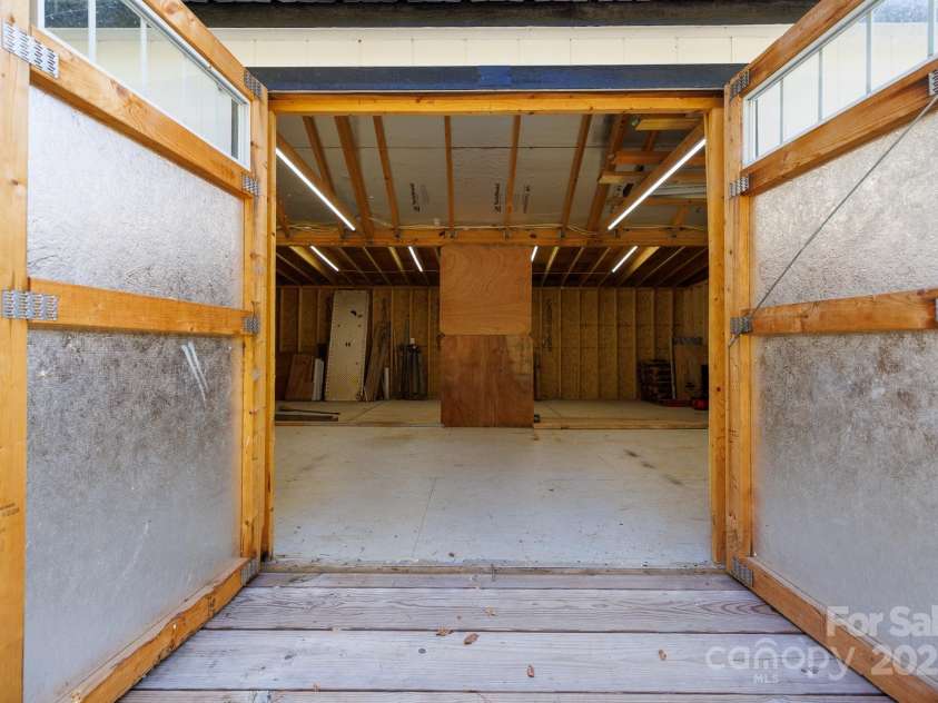 2164 Mission Road, York, SC 29745.  MLS# CAR4304834, YatesRealty ID 15333. 