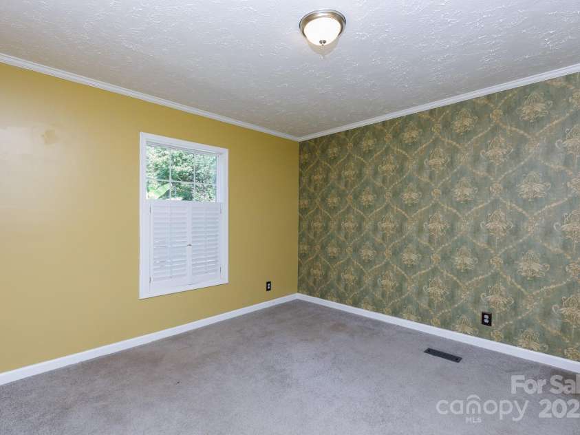 2164 Mission Road, York, SC 29745.  MLS# CAR4304834, YatesRealty ID 15333. Bed 3