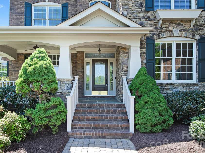 515 Briar Patch Terrace, Waxhaw, NC 28173.  MLS# CAR4350317, YatesRealty ID 15334. 