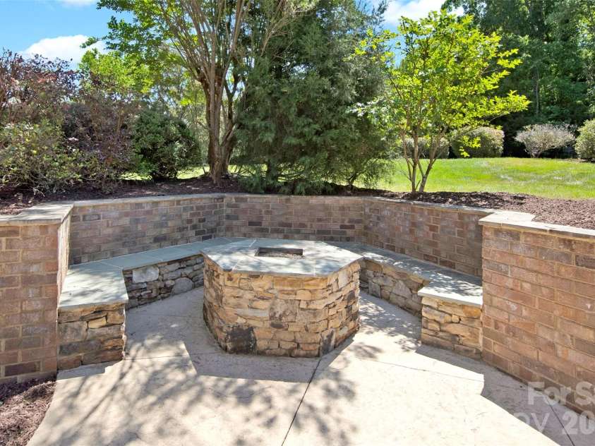 515 Briar Patch Terrace, Waxhaw, NC 28173.  MLS# CAR4350317, YatesRealty ID 15334. 