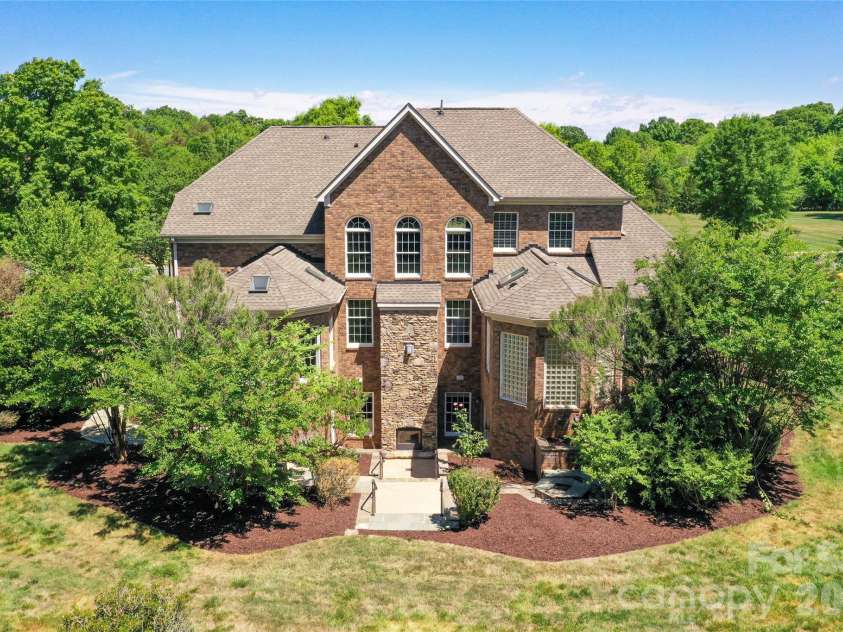515 Briar Patch Terrace, Waxhaw, NC 28173.  MLS# CAR4350317, YatesRealty ID 15334. 