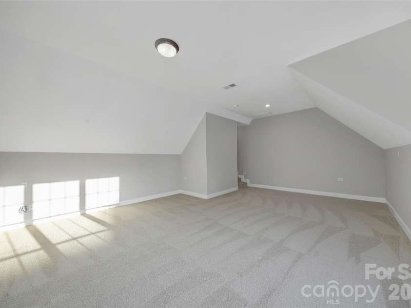 515 Briar Patch Terrace, Waxhaw, NC 28173.  MLS# CAR4350317, YatesRealty ID 15334. Bonus Room