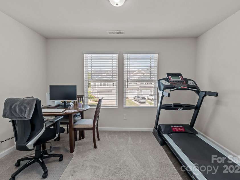 5625 Axil Lane, Charlotte, NC 28269.  MLS# CAR4258730, YatesRealty ID 15334. 