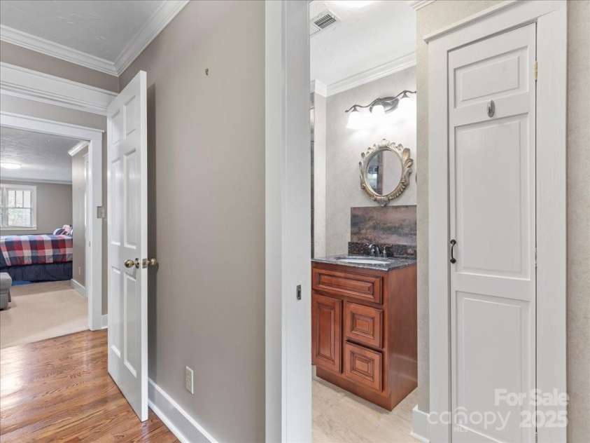 28 Lacoste Drive, Hendersonville, NC 28739.  MLS# CAR4246856, YatesRealty ID 15335. 